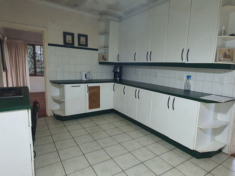 House For Sale In Trafalgar - Photo 9