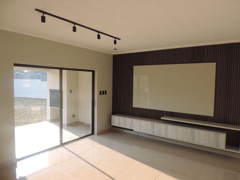 House For Sale In Tzaneen - Photo 5