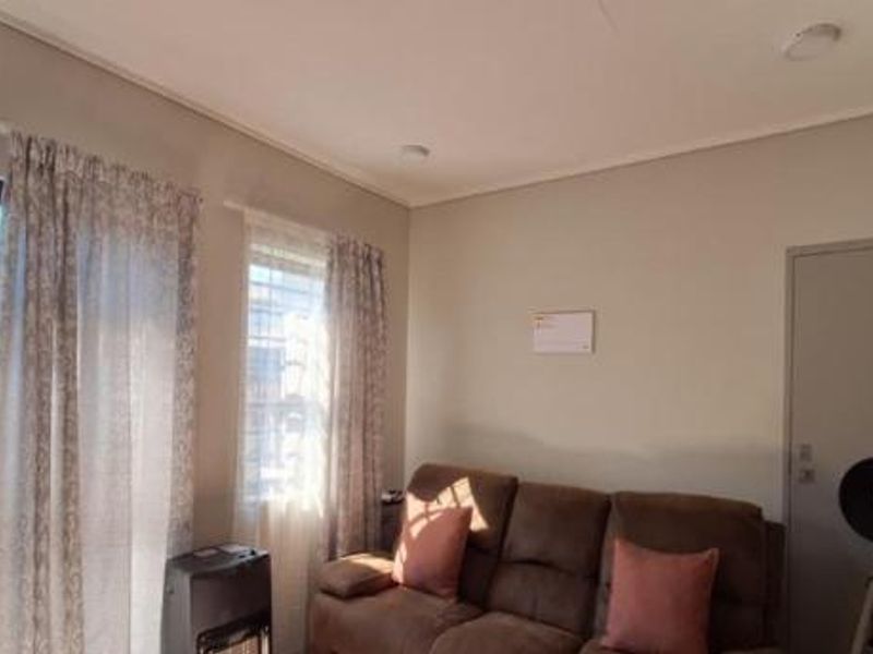 House For Sale In Alberton - Photo 6