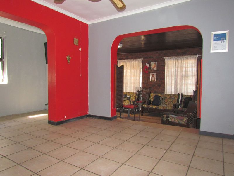 House For Sale In Port Elizabeth - Photo 5