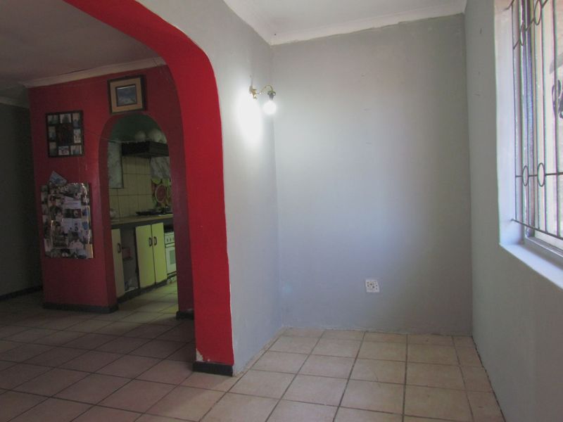 House For Sale In Port Elizabeth - Photo 7
