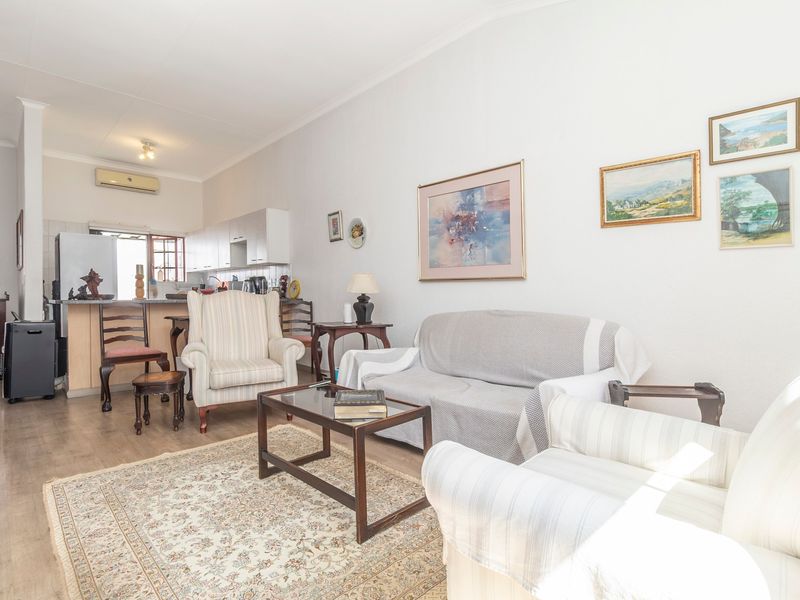Townhouse For Sale In Sandton - Photo 4