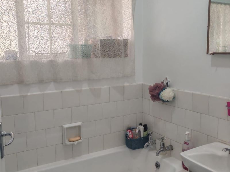 House For Sale In Johannesburg - Photo 10
