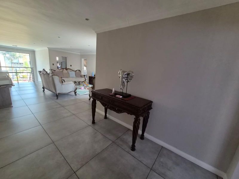 House For Sale In Akasia - Photo 4