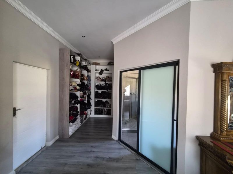 House For Sale In Akasia - Photo 10