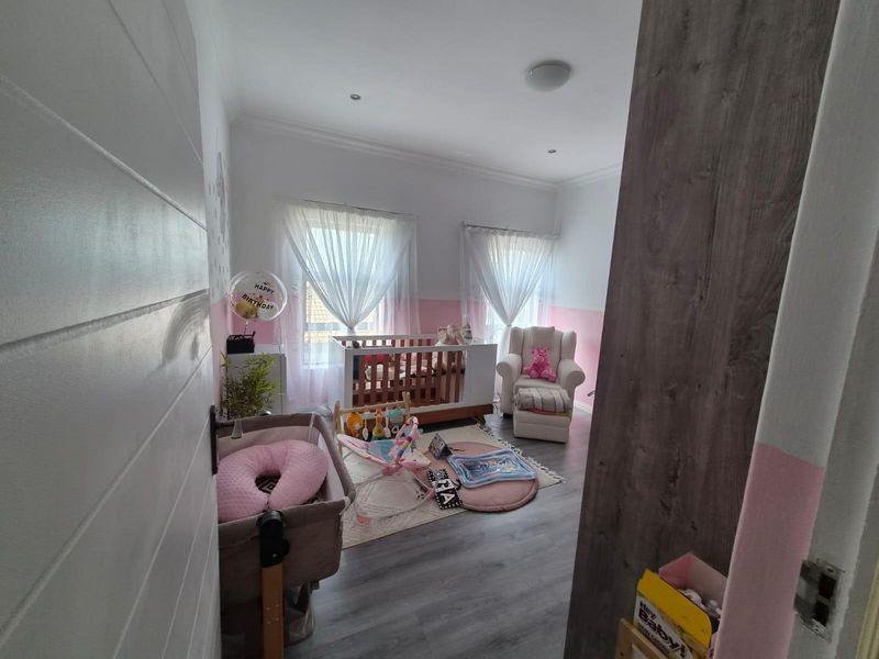 House For Sale In Akasia - Photo 8