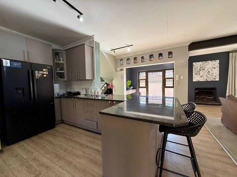 House For Sale In Bloemfontein - Photo 5