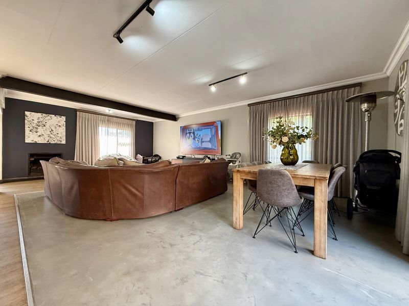 House For Sale In Bloemfontein - Photo 4