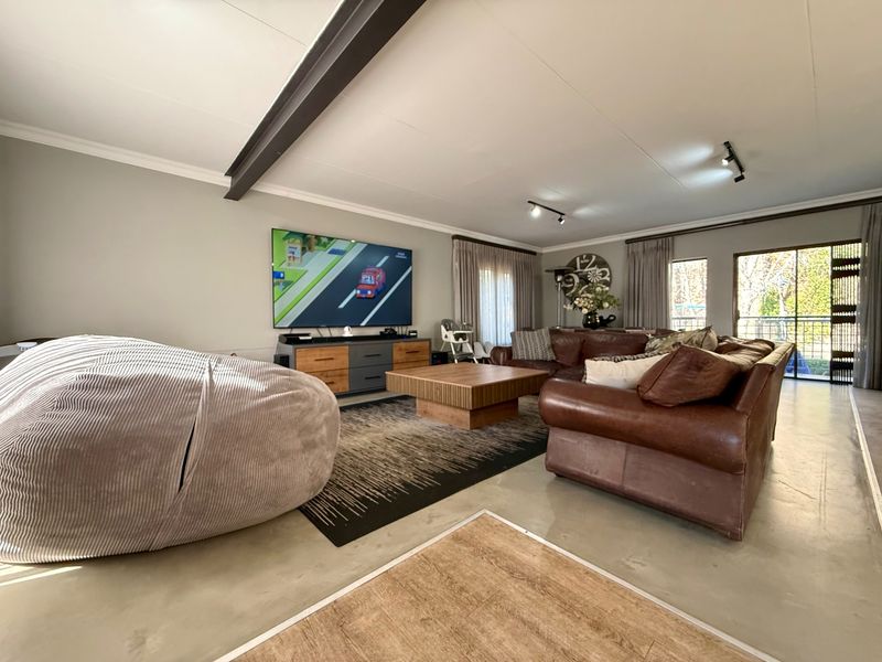 House For Sale In Bloemfontein - Photo 10
