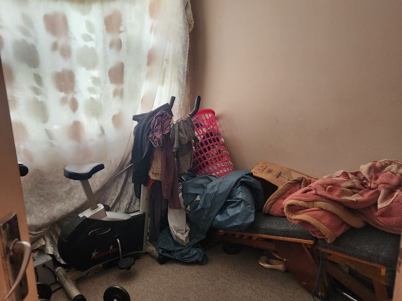House For Sale In Khayelitsha - Photo 10