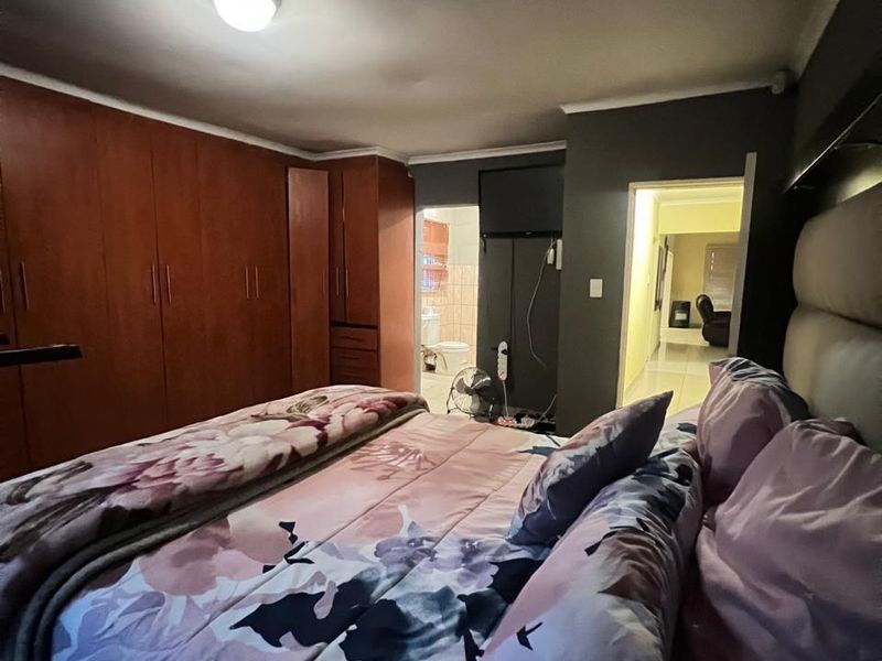 House For Sale In Brakpan - Photo 7
