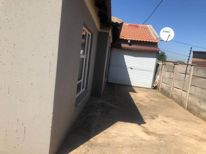 House For Sale In Brakpan - Photo 5