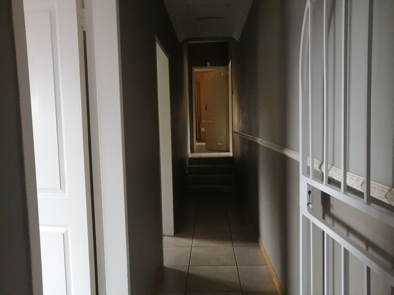House For Sale In Johannesburg - Photo 10