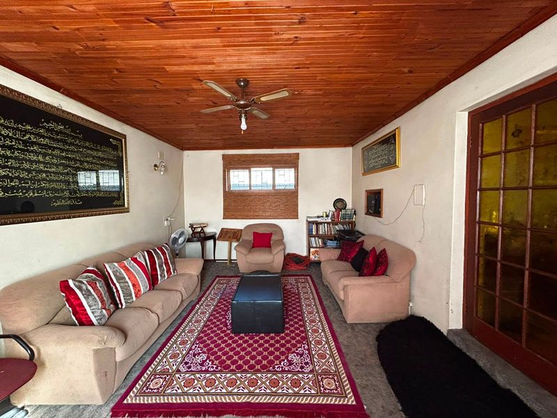 House For Sale In Mitchells Plain - Photo 5