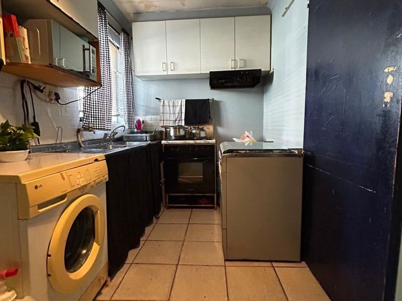 House For Sale In Mitchells Plain - Photo 6