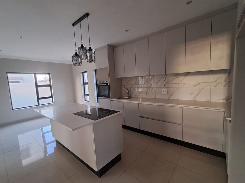 House For Sale In Pretoria - Photo 3
