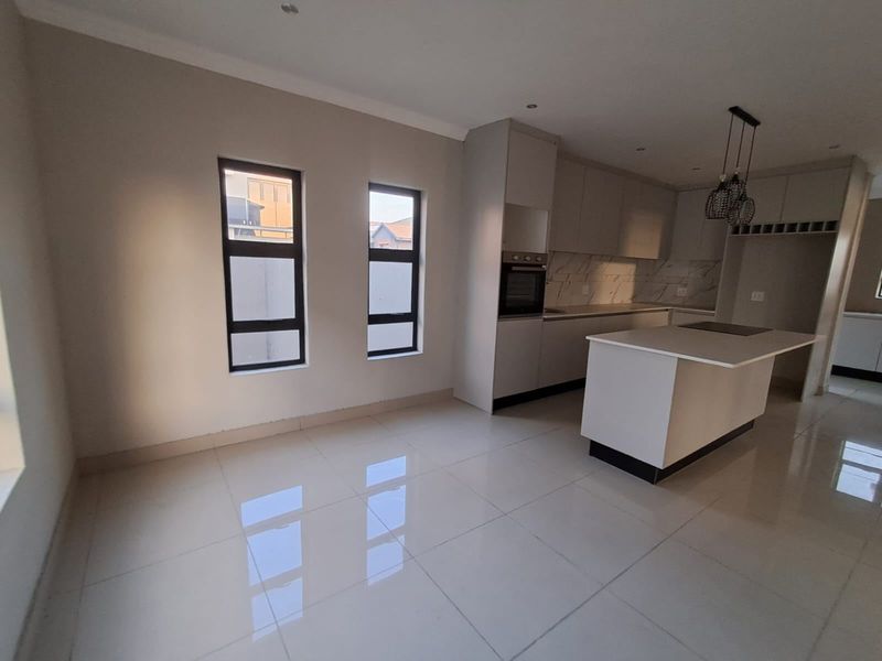 House For Sale In Pretoria - Photo 6