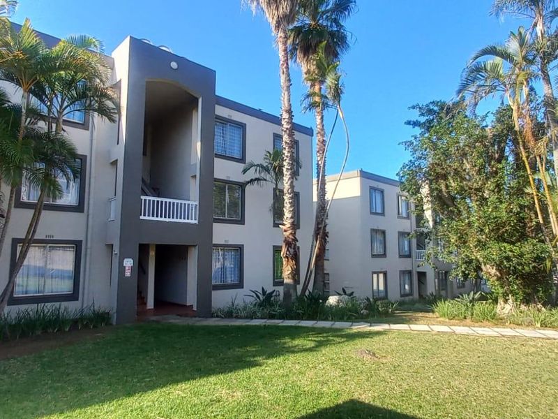 Apartment For Sale In Margate - Photo 2