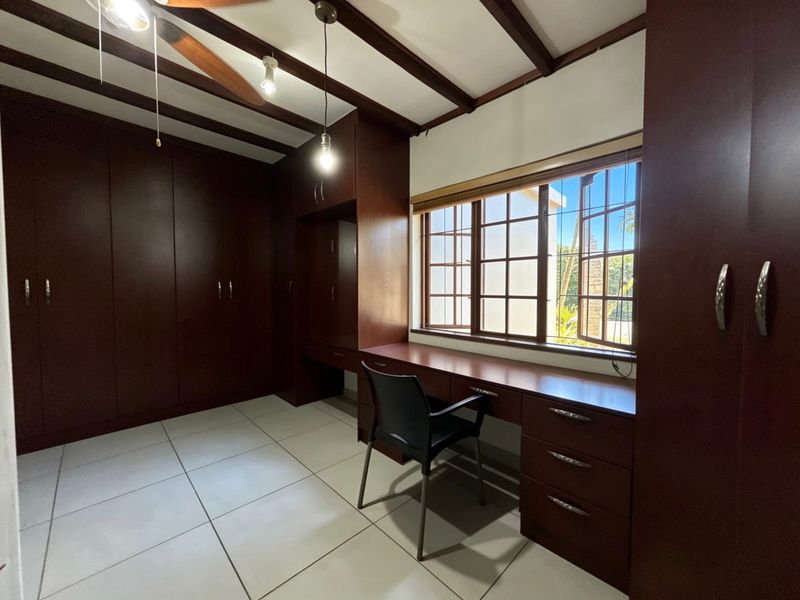 House For Sale In Margate - Photo 9