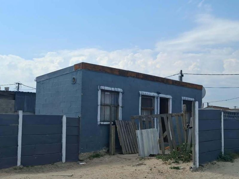 House For Sale In Cape Town - Photo 4