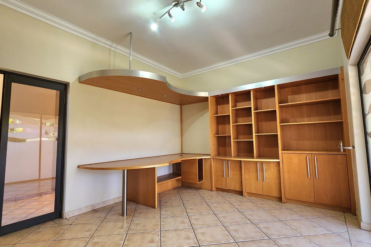 House For Sale In Centurion - Photo 2