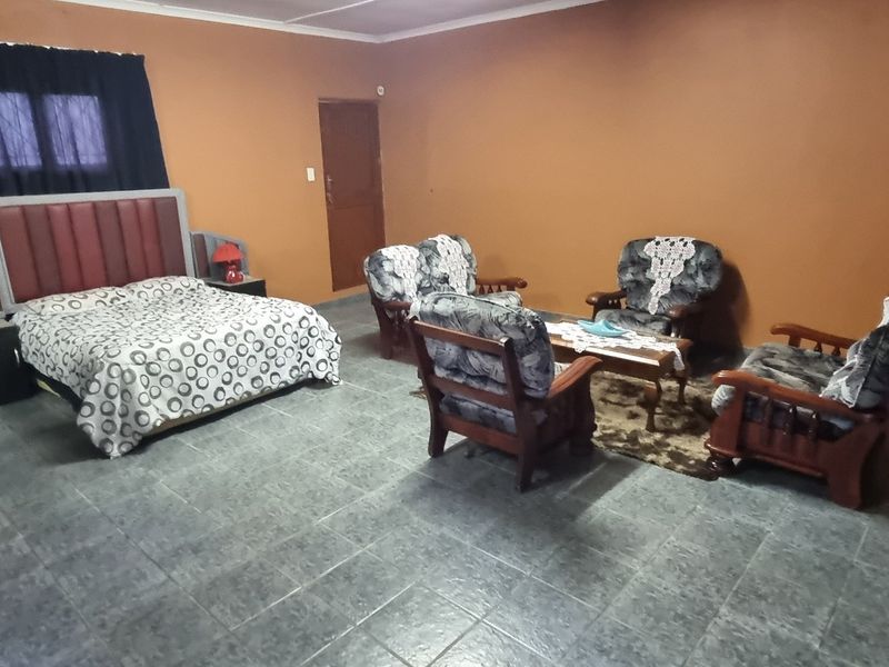 Apartment Rental Monthly In Port Shepstone - Photo 5
