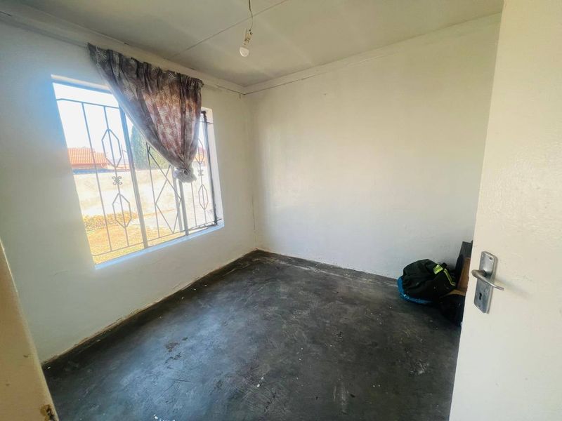 House For Sale In Pretoria - Photo 7