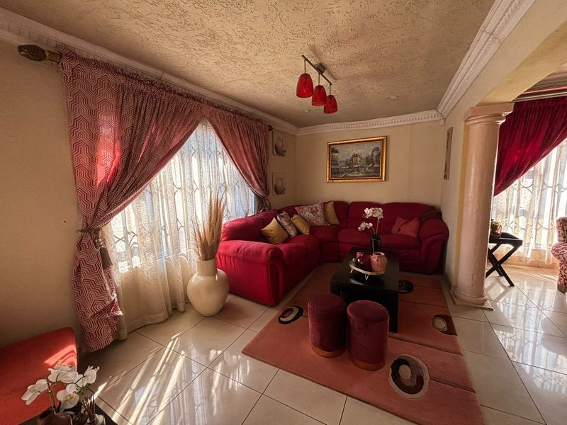 House For Sale In Boksburg - Photo 5