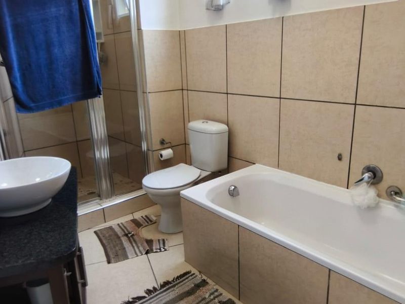 Apartment For Sale In Margate - Photo 9