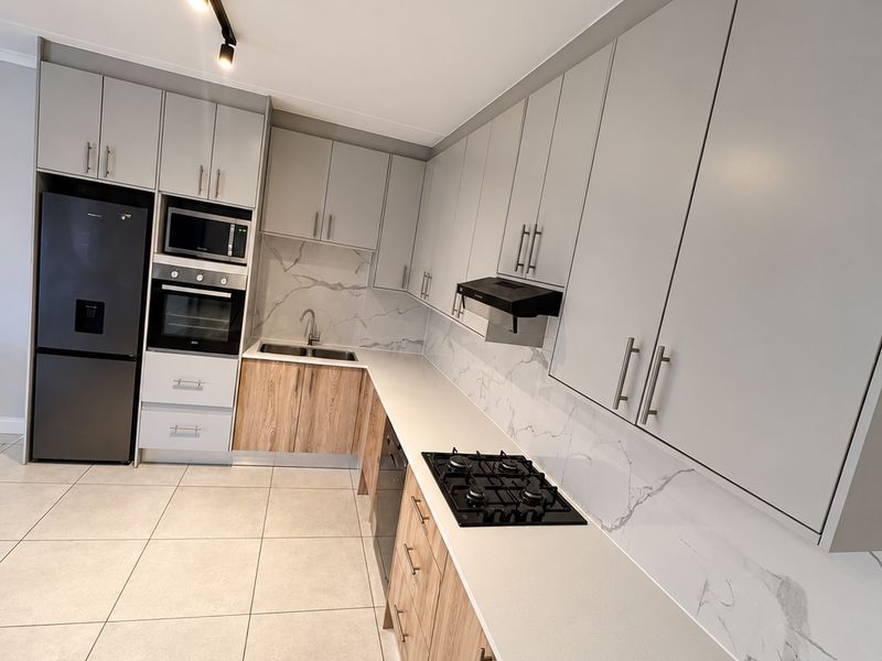 Apartment Rental Monthly In Cape Town - Photo 3