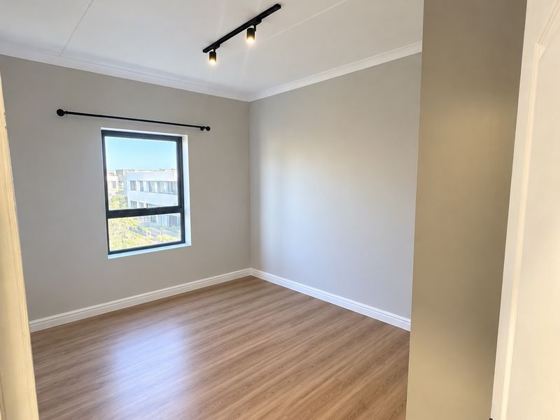 Apartment Rental Monthly In Cape Town - Photo 10