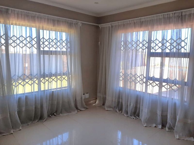 House For Sale In Bronkhorstspruit - Photo 8