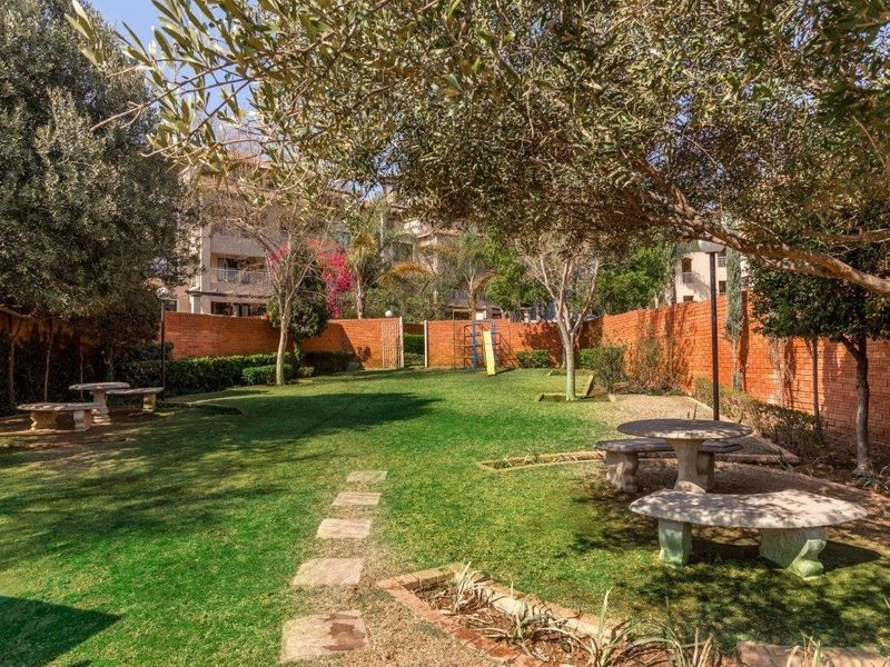 Apartment For Sale In Sandton - Photo 9