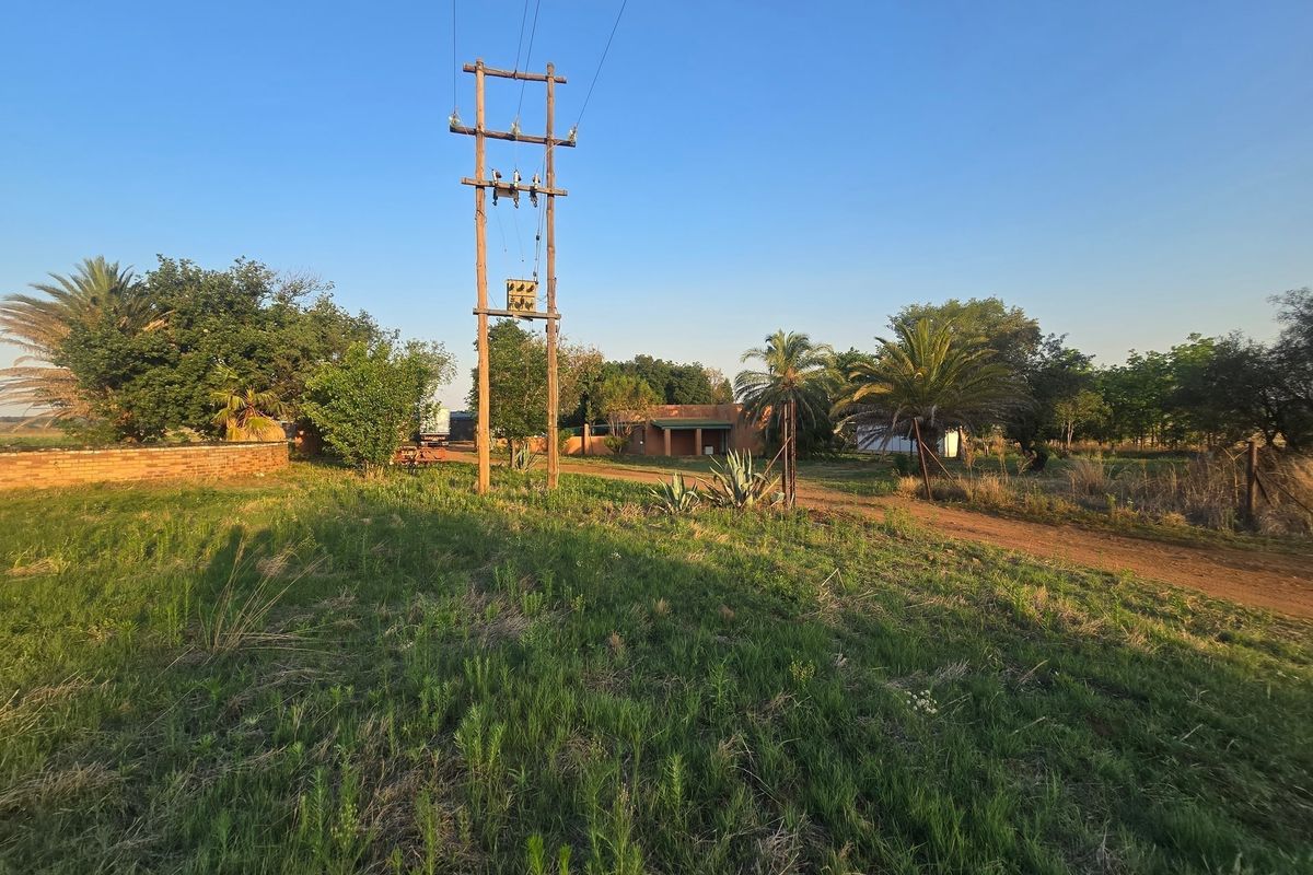 Farm Pending Sale In Cullinan - Photo 2