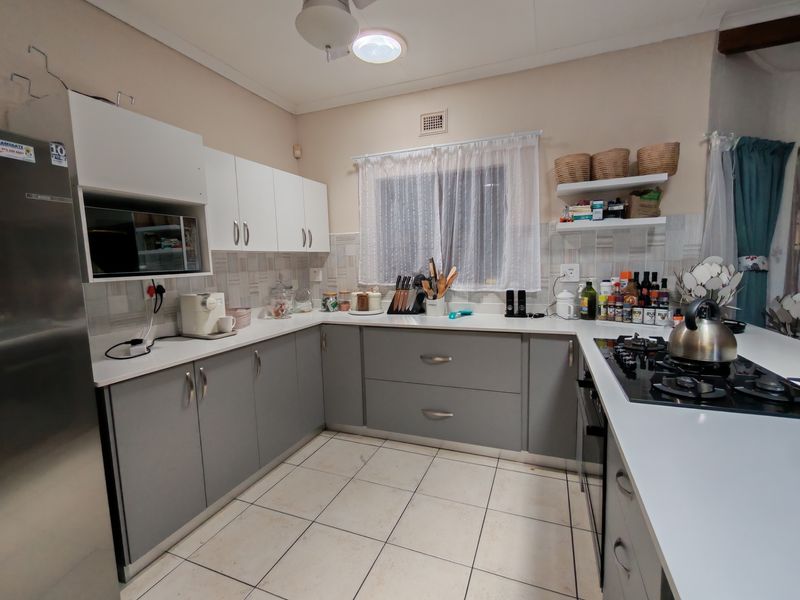 House Rental Monthly In Margate - Photo 2