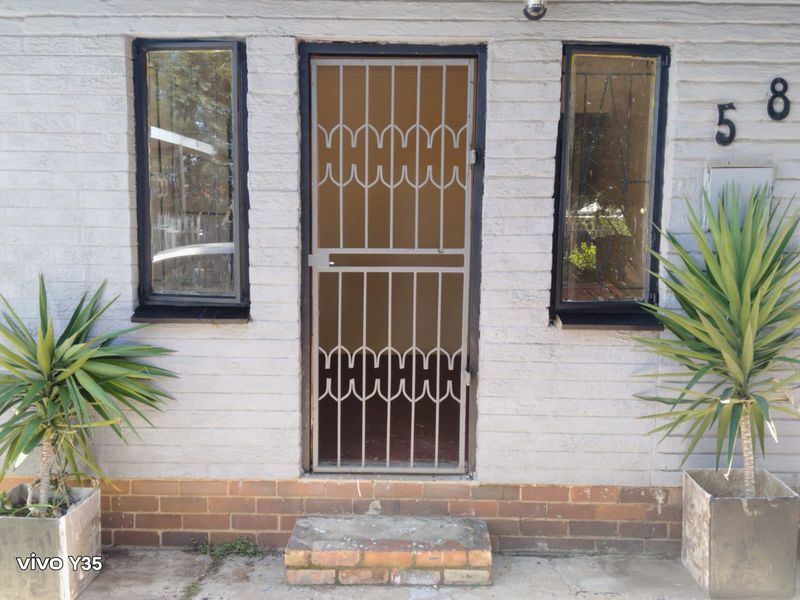 House Rental Monthly In Nigel - Photo 1