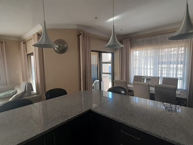 Townhouse For Sale In Centurion - Photo 10