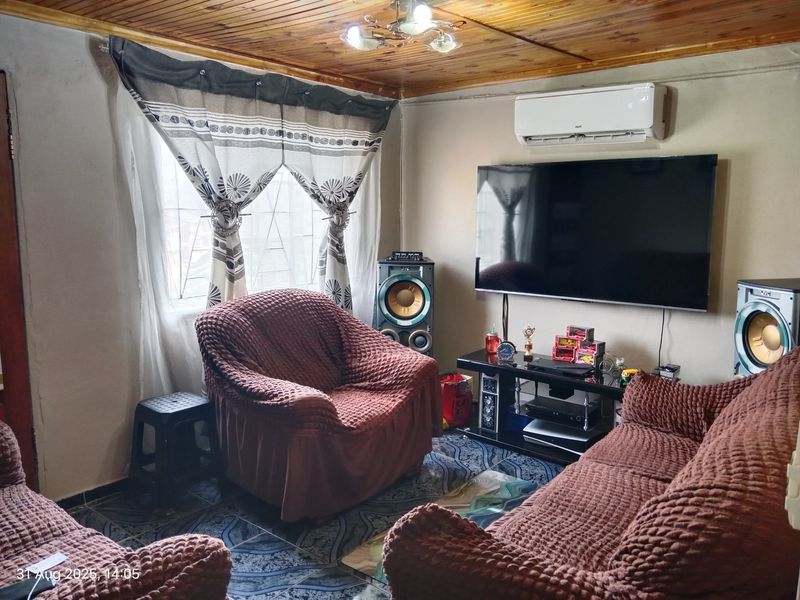 House For Sale In Pietermaritzburg - Photo 4