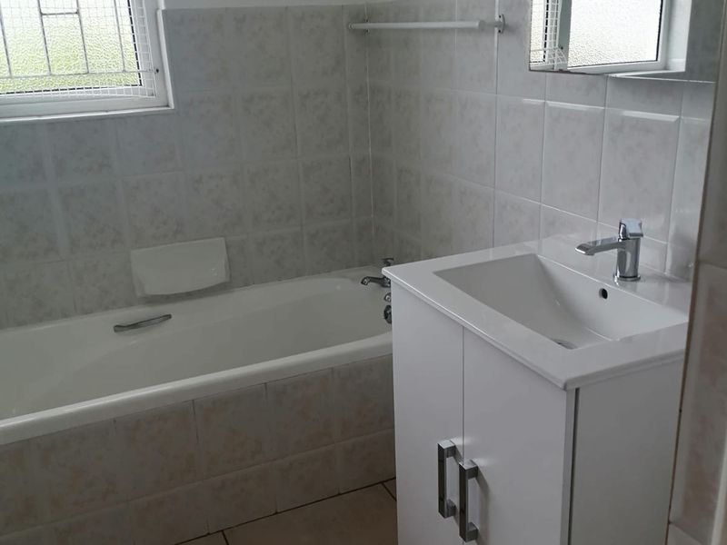 House For Sale In Scottburgh - Photo 5