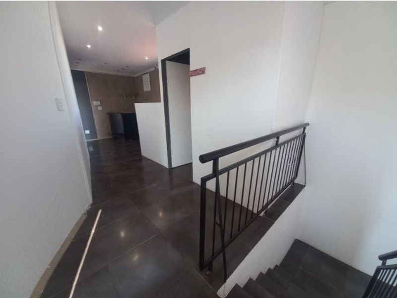 Commercial Rental Monthly In Edenvale - Photo 3