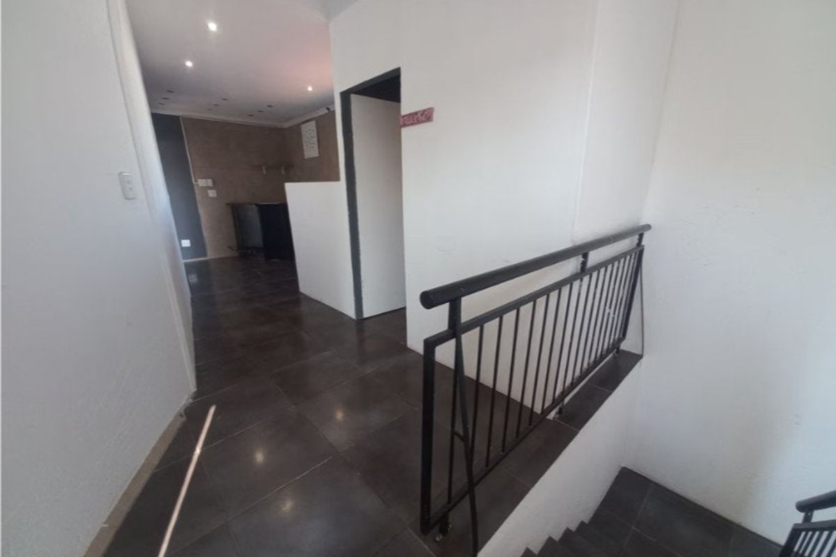 Commercial Rental Monthly In Edenvale - Photo 3