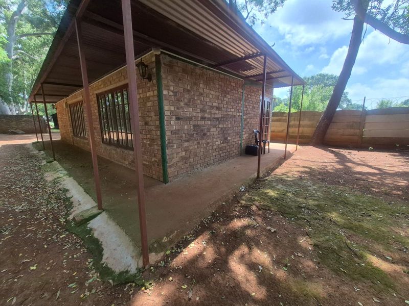 Commercial For Sale In Springs - Photo 8