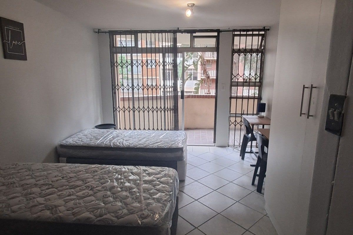 Apartment Rental Monthly In Pretoria - Photo 3
