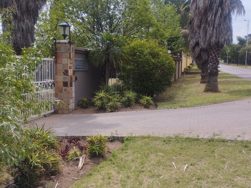 Commercial For Sale In Centurion - Photo 7