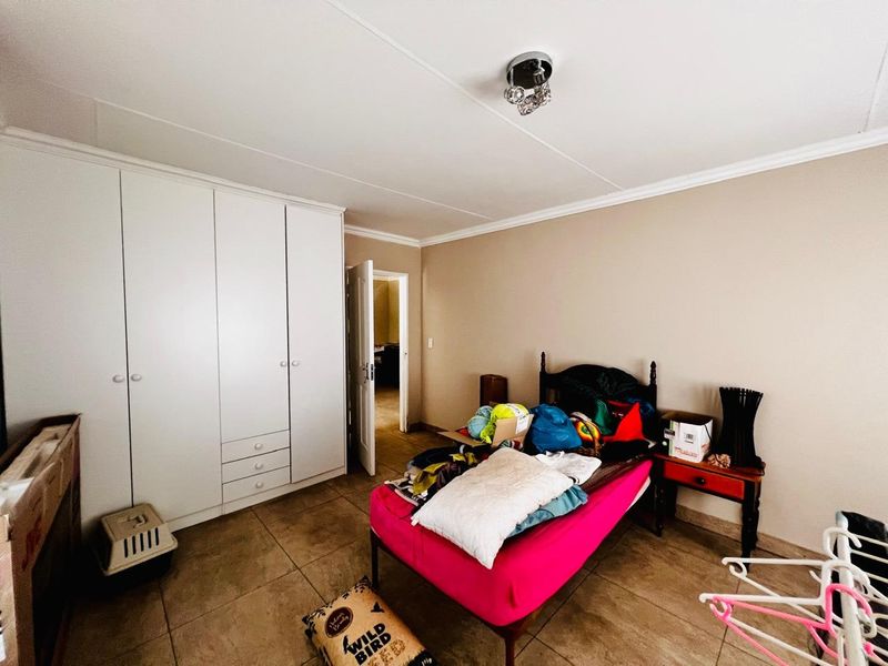 Commercial For Sale In Centurion - Photo 9