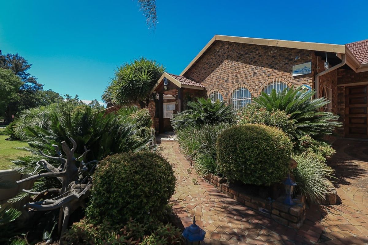 House For Sale In Nigel - Photo 5