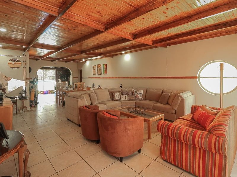 House For Sale In Nigel - Photo 8