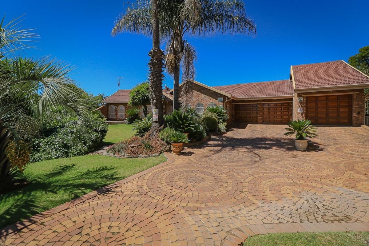 House For Sale In Nigel - Photo 3