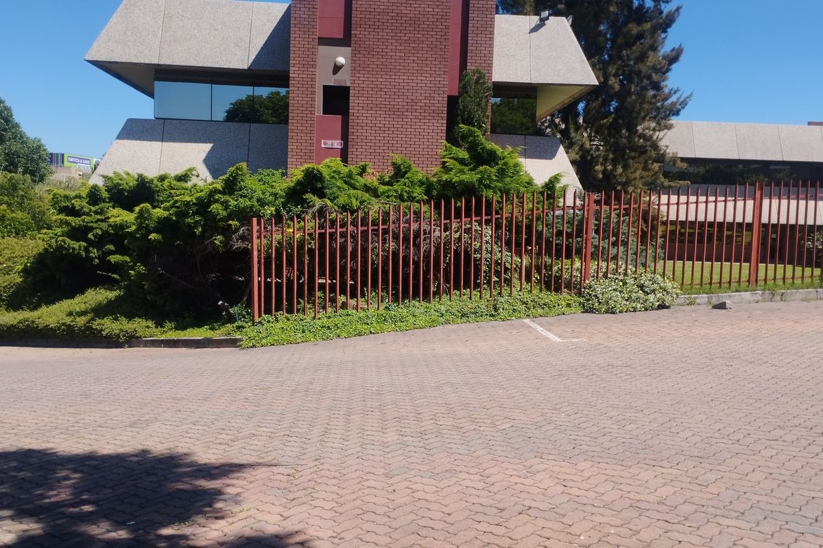 Commercial For Sale In Midrand - Photo 5