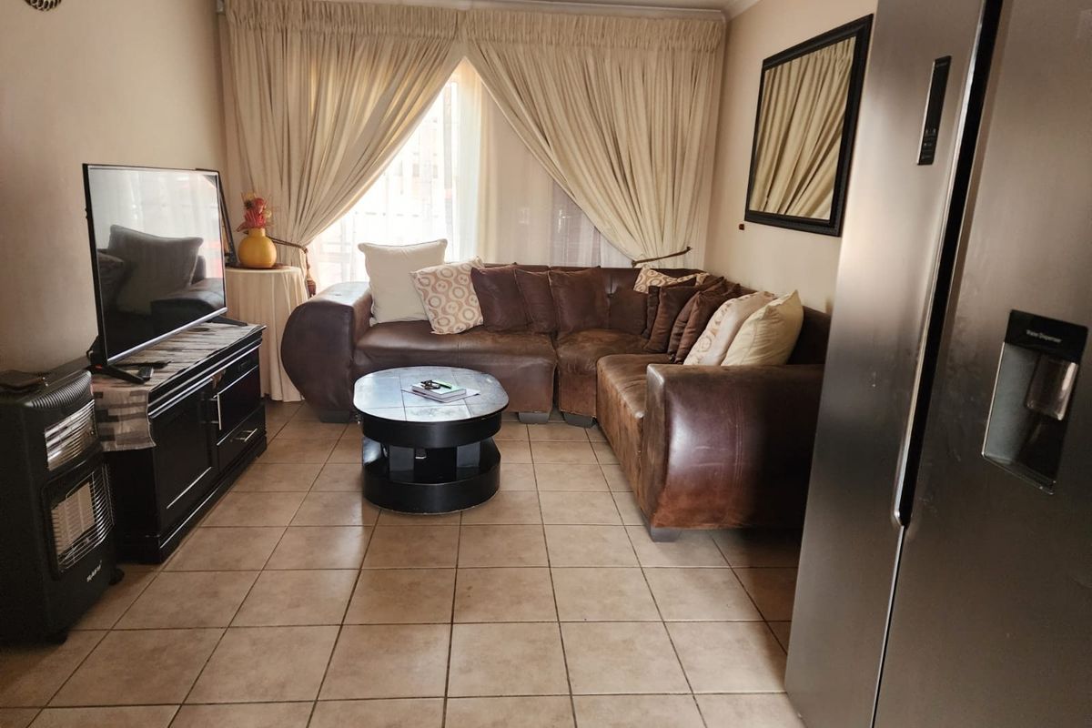 Cluster Pending Sale In Centurion - Photo 3